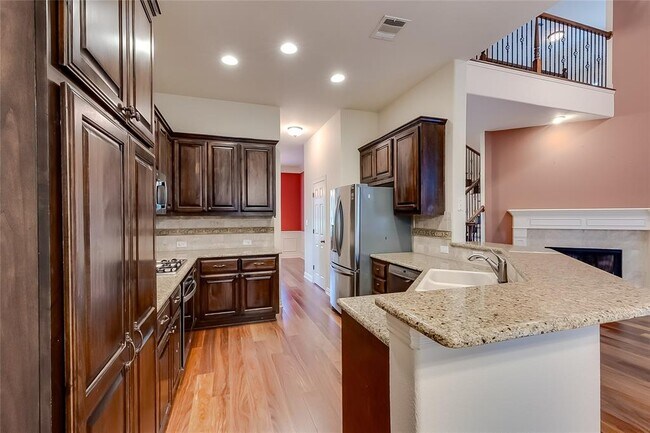 Building Photo - 11608 Spicewood Pkwy