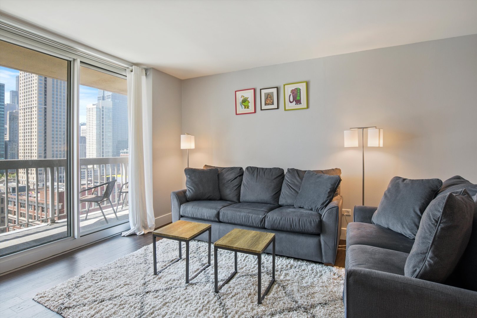 Building Photo - 545 N Dearborn St