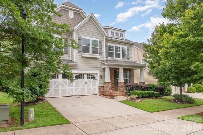 Building Photo - 3004 Fallondale Rd