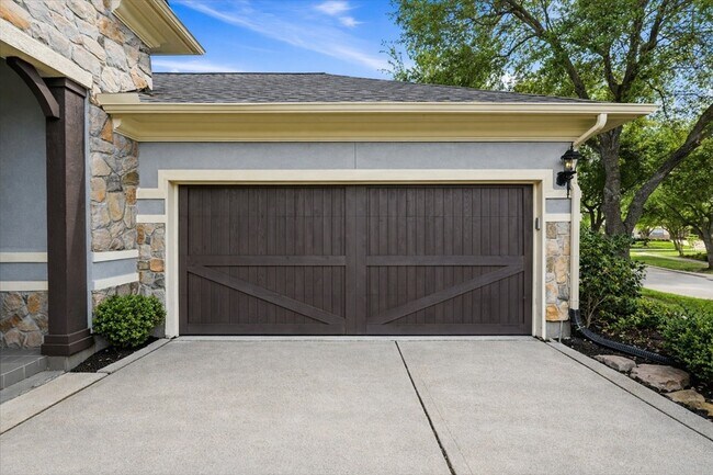 Building Photo - 23239 Parsons Landing Dr