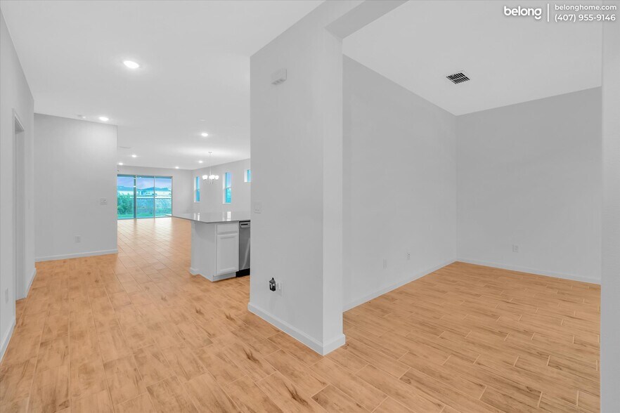 Building Photo - 856 Grazie Loop
