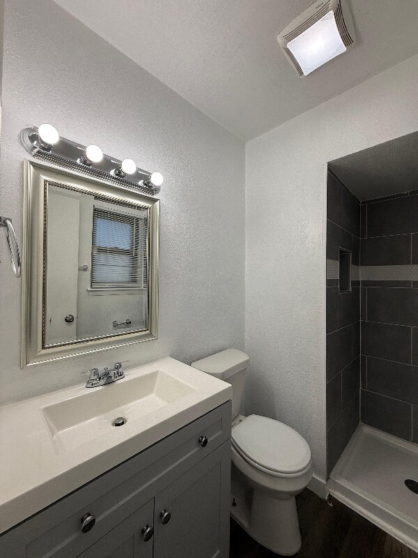 Building Photo - 538 Maddux St