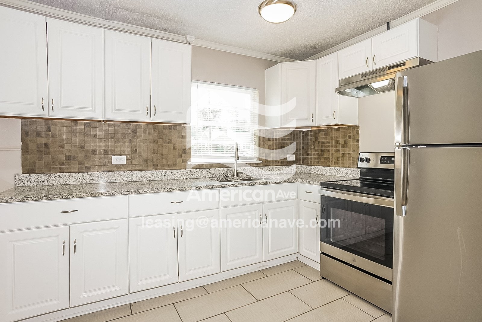 Building Photo - 3406 Seneca Ave