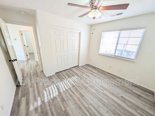 Building Photo - 363 Pinon Creek Rd SE