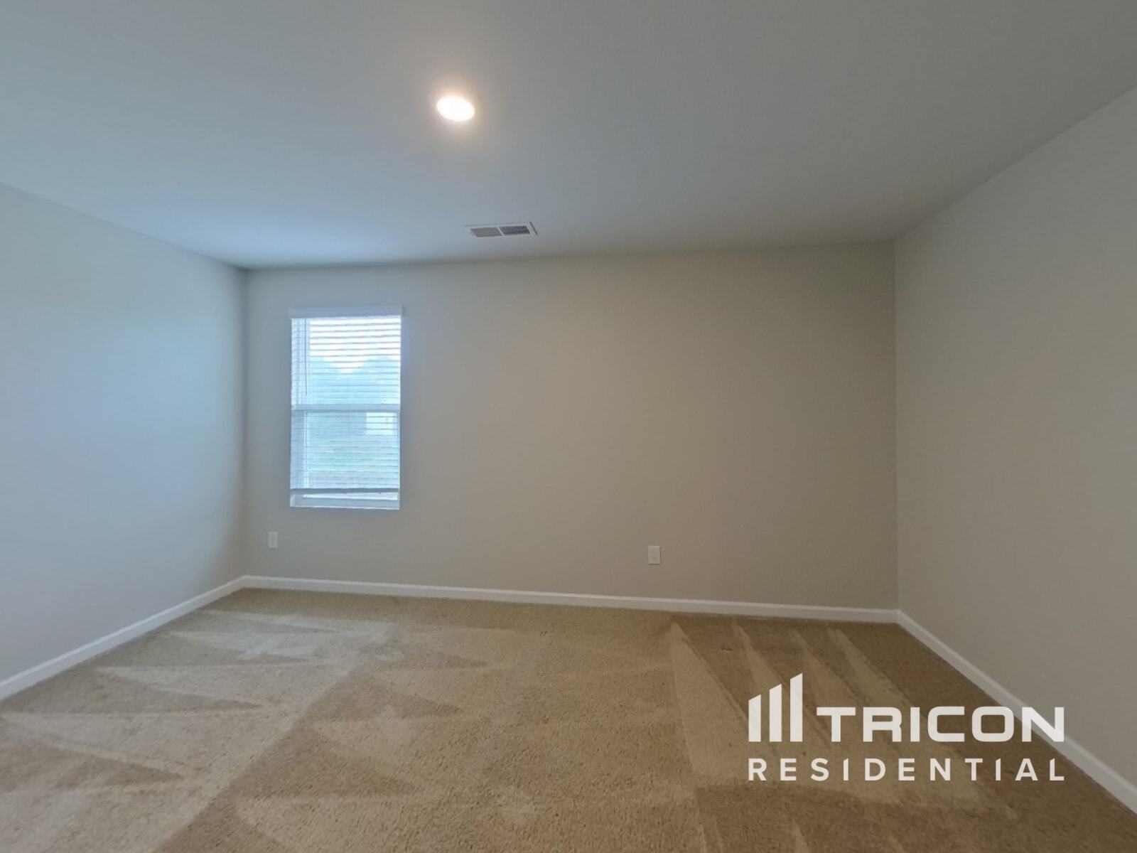 Building Photo - 1071 Bluecoat Cir