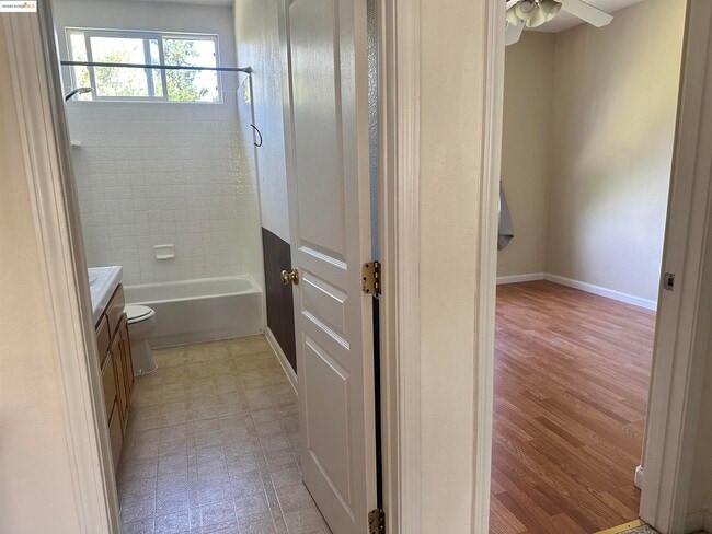 Building Photo - 1531 Siemering Way