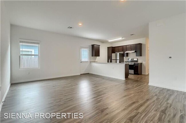 Building Photo - 7213 Tonka Ln
