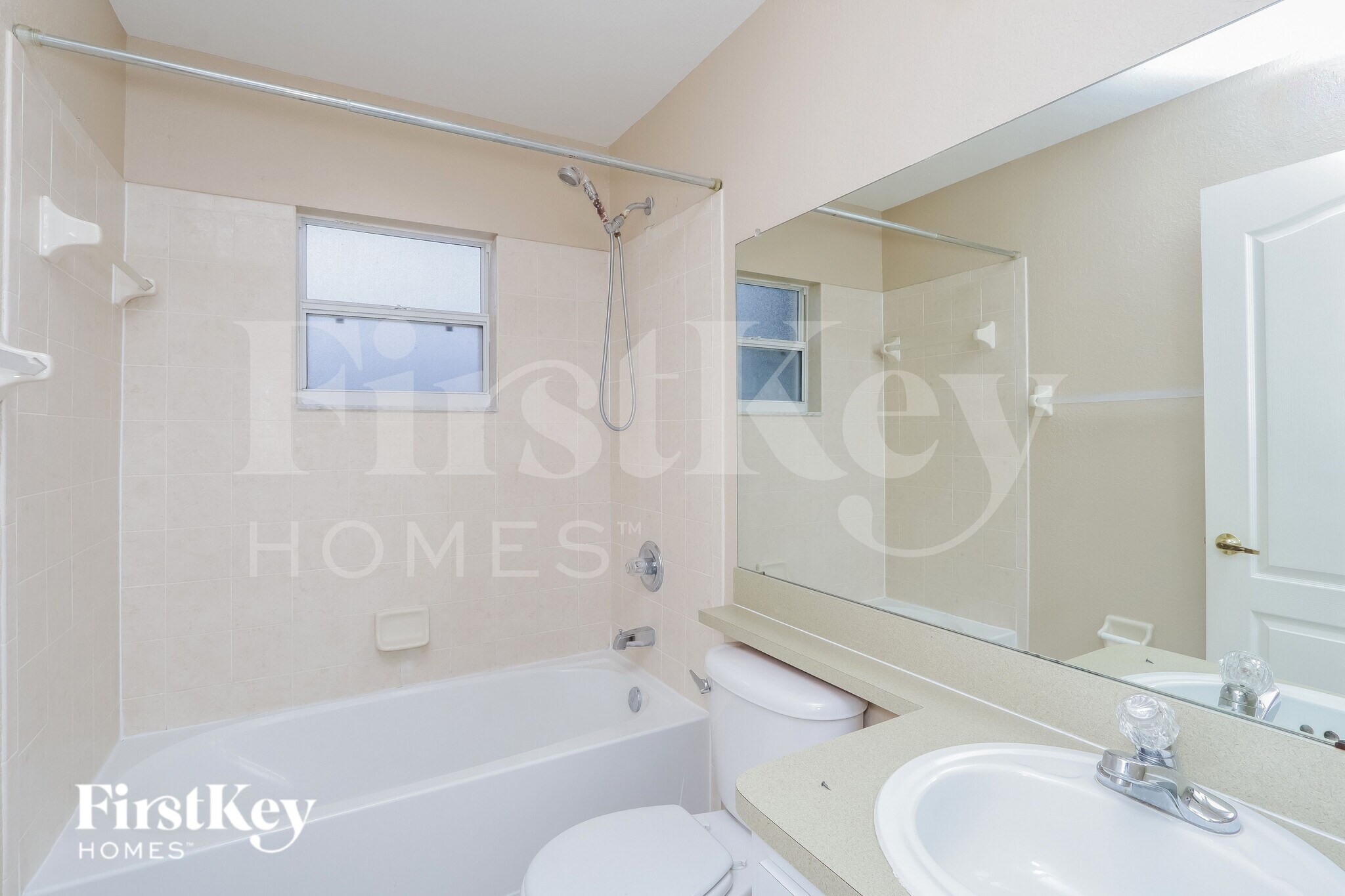 Building Photo - 8211 Westmont Terrace Dr