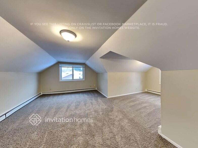 Building Photo - 5050 Mulcare Dr