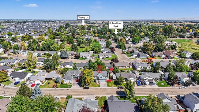 Building Photo - 7400 Newbrook Dr