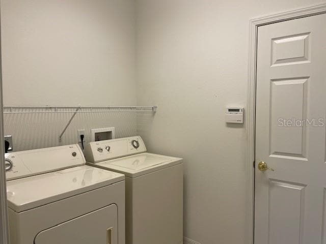 Building Photo - 2096 Batello Dr