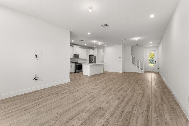 Building Photo - 3567 NW Solange Ct