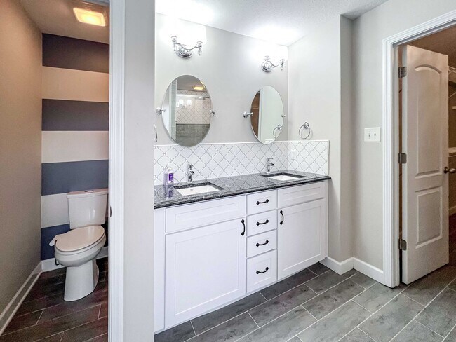Building Photo - Beautiful 4-Bedroom Home in Hardin Valley with Modern Amenities & Spacious Living