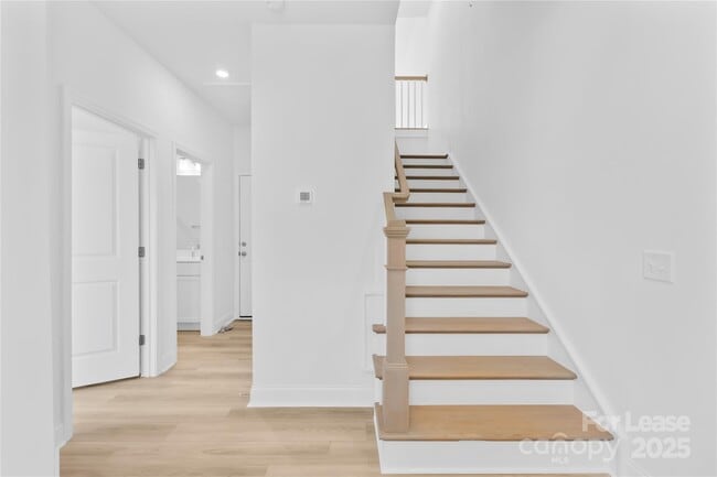 Building Photo - 5018 Layman Dr