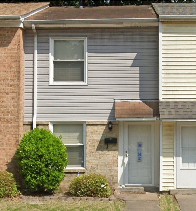 Primary Photo - 1676 Darren Cir