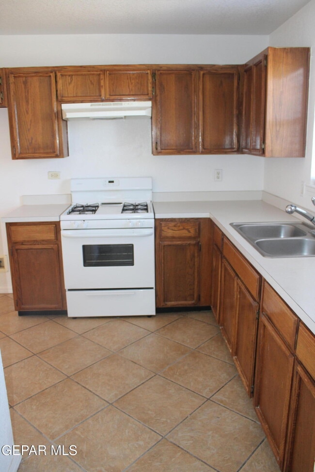 Building Photo - 11756 Bell Tower Dr