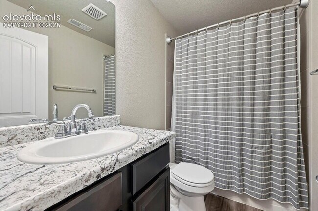 Building Photo - Beautiful 5 Bed + Office Home with 3-Car Garage in Desirable Lorson Ranch!
