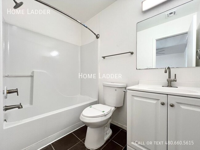 Building Photo - 440 Florence Heights Dr