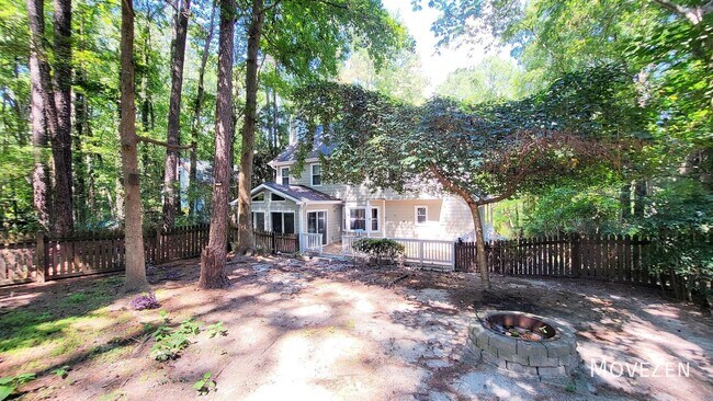 Building Photo - 1407 Hall Blvd
