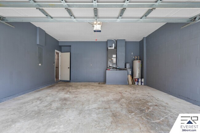 Building Photo - 60 Brigadoon Ln