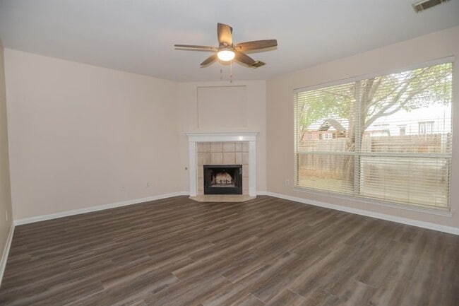 Building Photo - 13416 Anacapo Cove