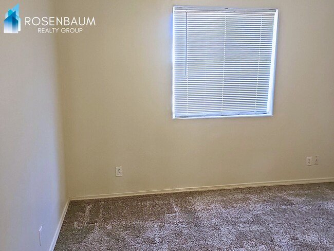 Building Photo - Charming 2-bedrooms, 2-baths home nestled in the heart of Prescott Valley!