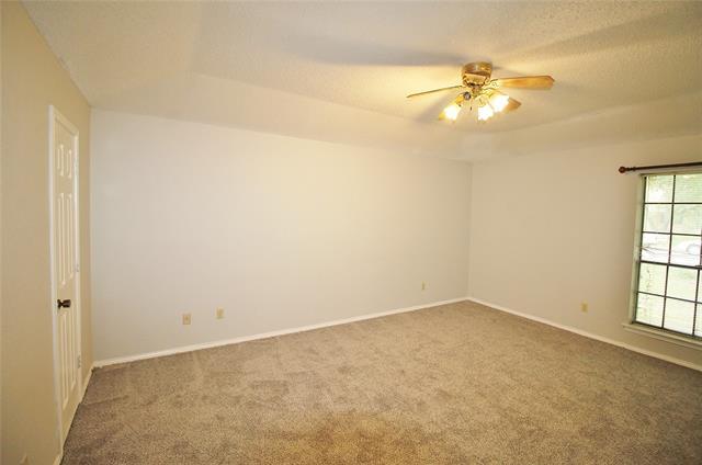 Building Photo - 1123 Wellington Dr
