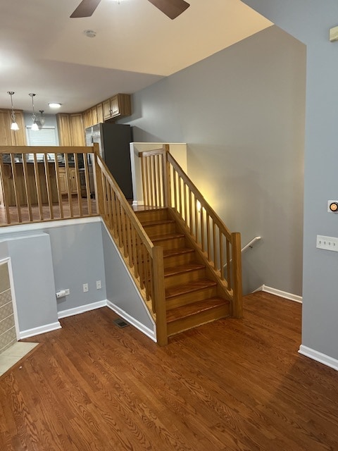 Building Photo - 7256 N Rogers Ave