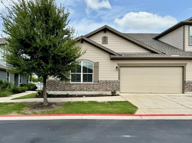 Building Photo - 1701 Logan Dr