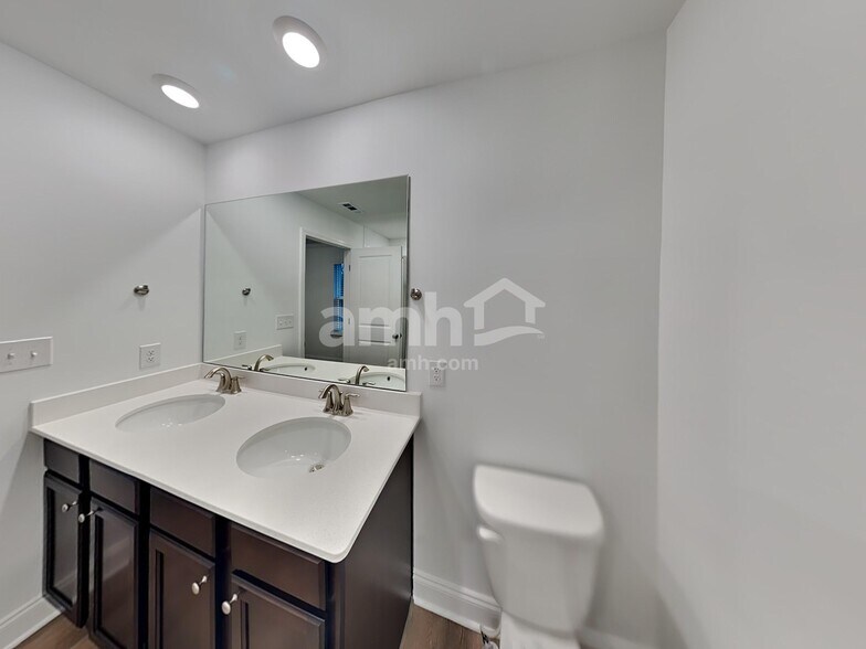 Building Photo - 3913 Kindness Wy