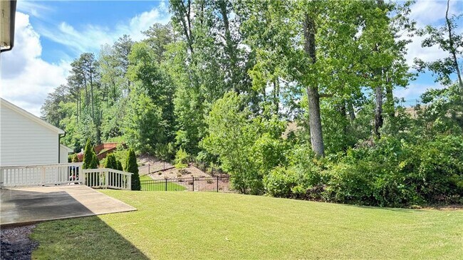 Building Photo - 850 Grove Valley Dr