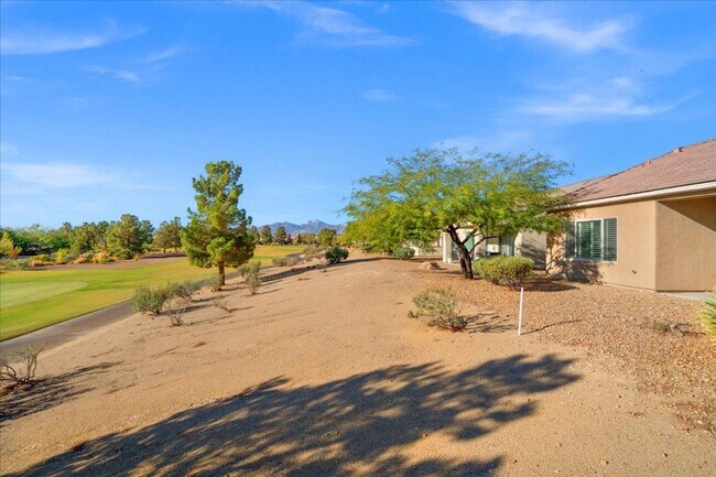 Building Photo - Lovely Home