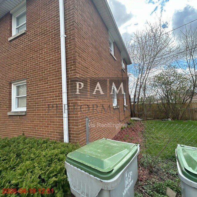 Building Photo - 6535 N 58th St