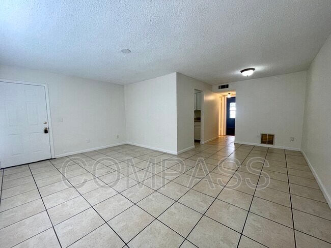 Building Photo - 9101 W Hillsborough Ave