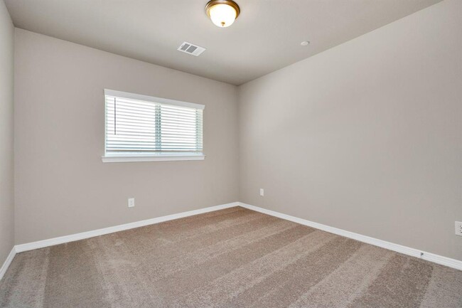 Building Photo - 2834 Scanlan Mdw