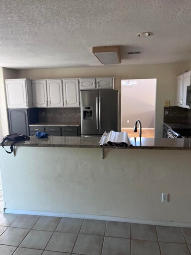 Building Photo - 7816 Ridgeview Dr NW