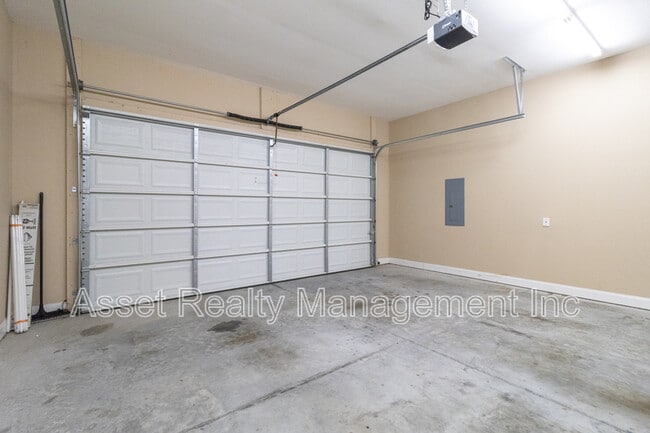 Building Photo - 7821 Griffith Rd
