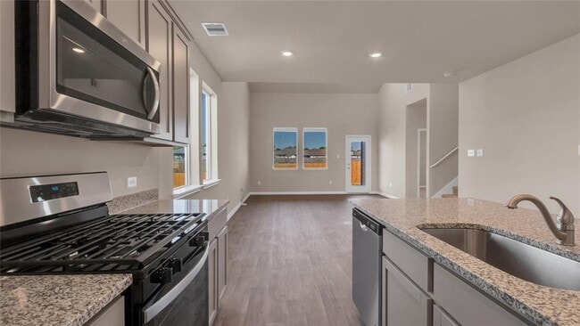 Building Photo - 128 Palo Pinto Dr