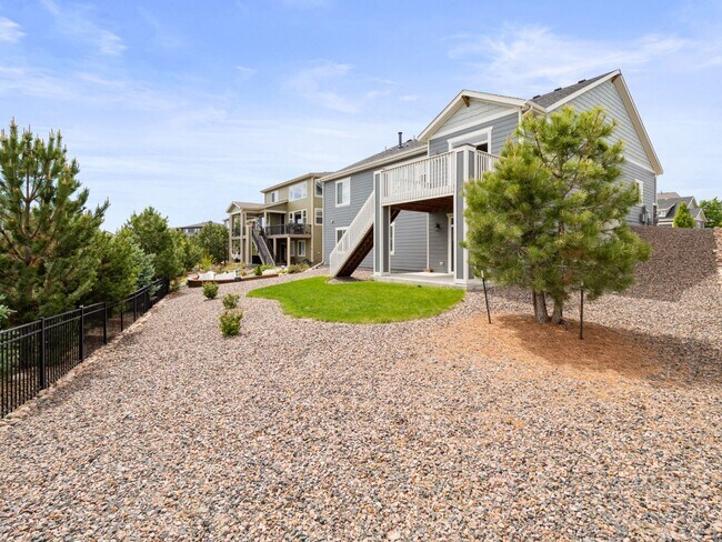 Building Photo - 1135 Bonnyton Pl