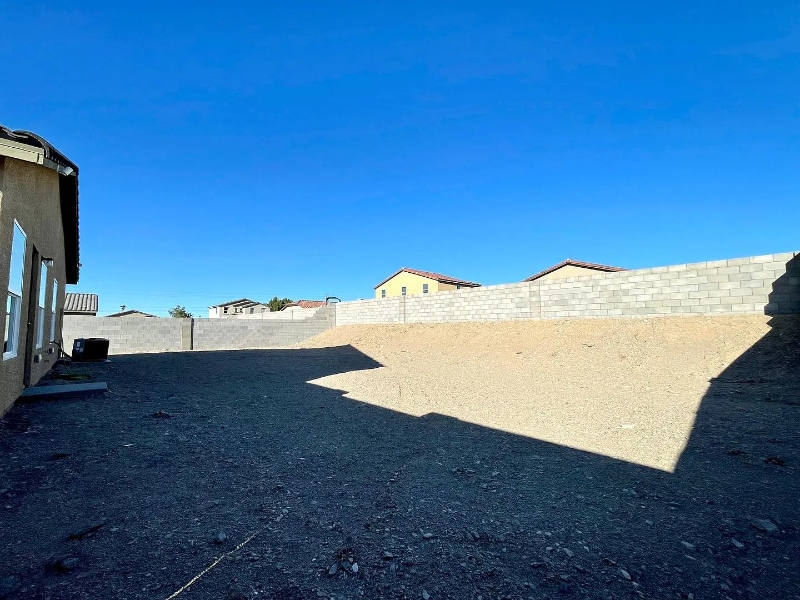 Building Photo - 4526 Calle del Media