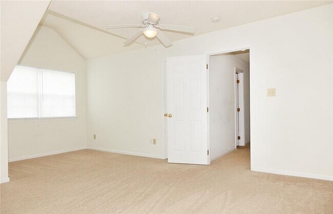 Building Photo - LONGHILL STATION