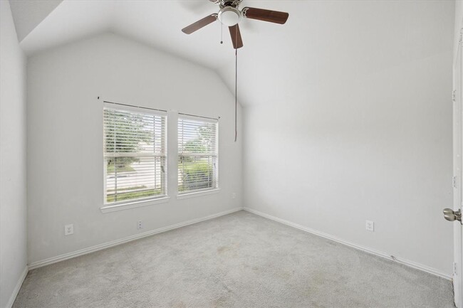 Building Photo - 16346 Hillside Garden Ln