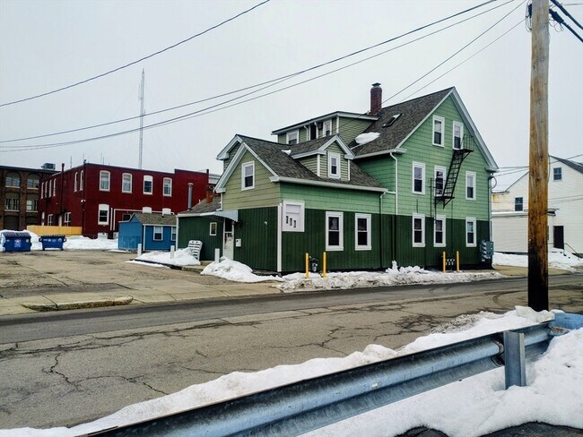 Building Photo - 65 East St