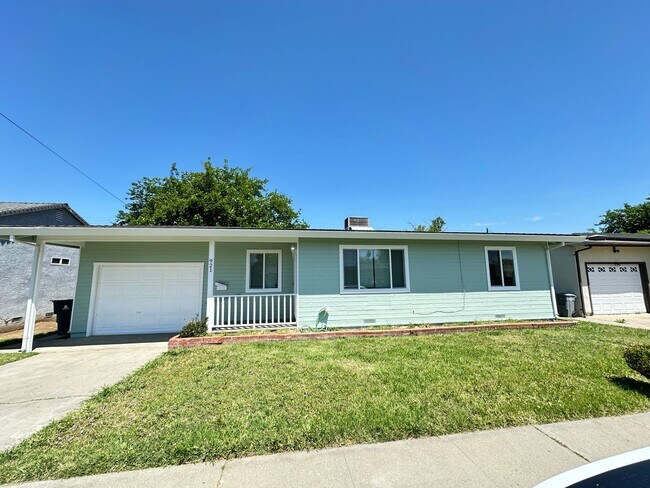 Primary Photo - 3 bed / 1 ba house - E. Marysville