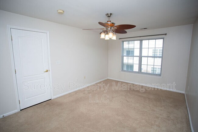 Building Photo - 87 Highbridge Ln