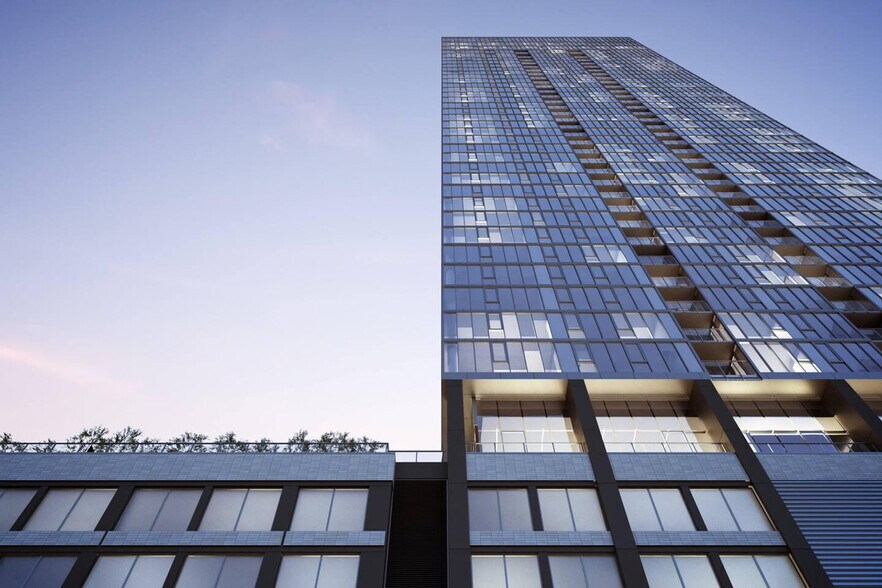 Building Photo - 360 W Illinois St