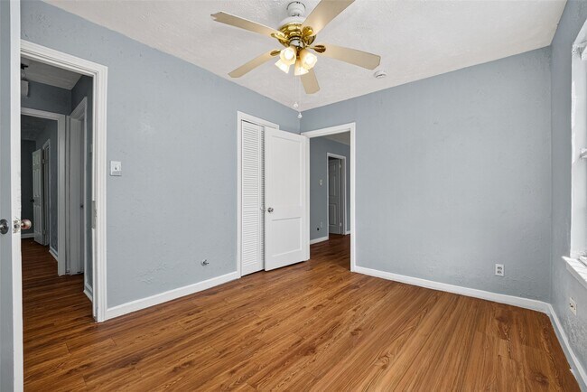 Building Photo - 4813 Brinkley St