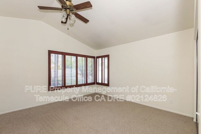 Building Photo - 39625 Almansa Ct