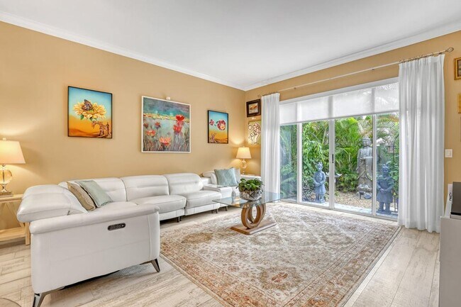 Building Photo - 2076 Cezanne Rd