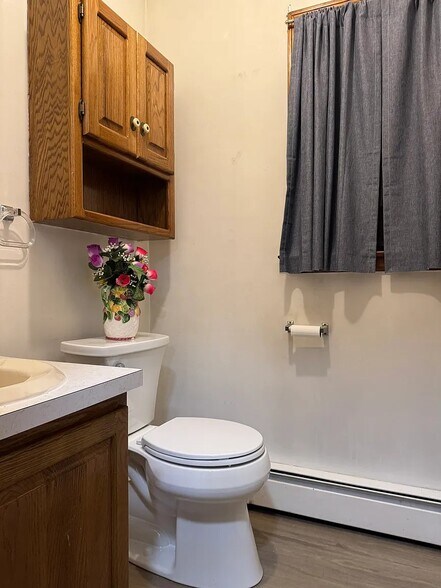 Building Photo - 78 Water St